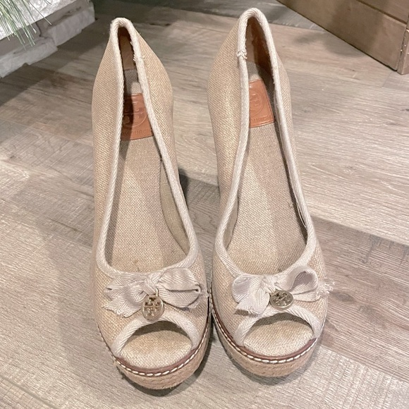 Tory Burch natural linen Jackie peep toe espadrille wedges size 10